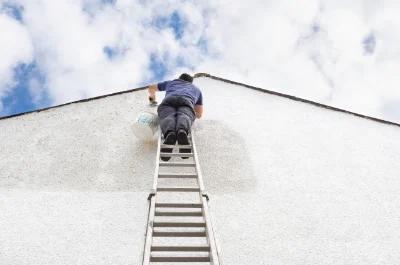 Peinture extérieure à Lalbenque — façades et ravalement